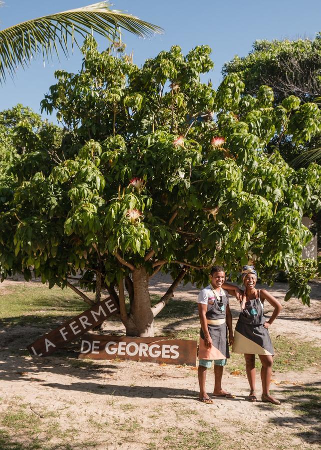 Pensjonat La Ferme De Georges Atins Zewnętrze zdjęcie